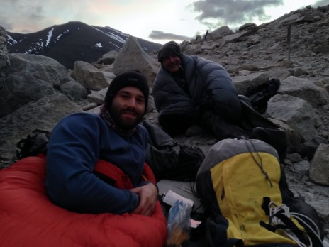 Las Torres - Waiting for the show